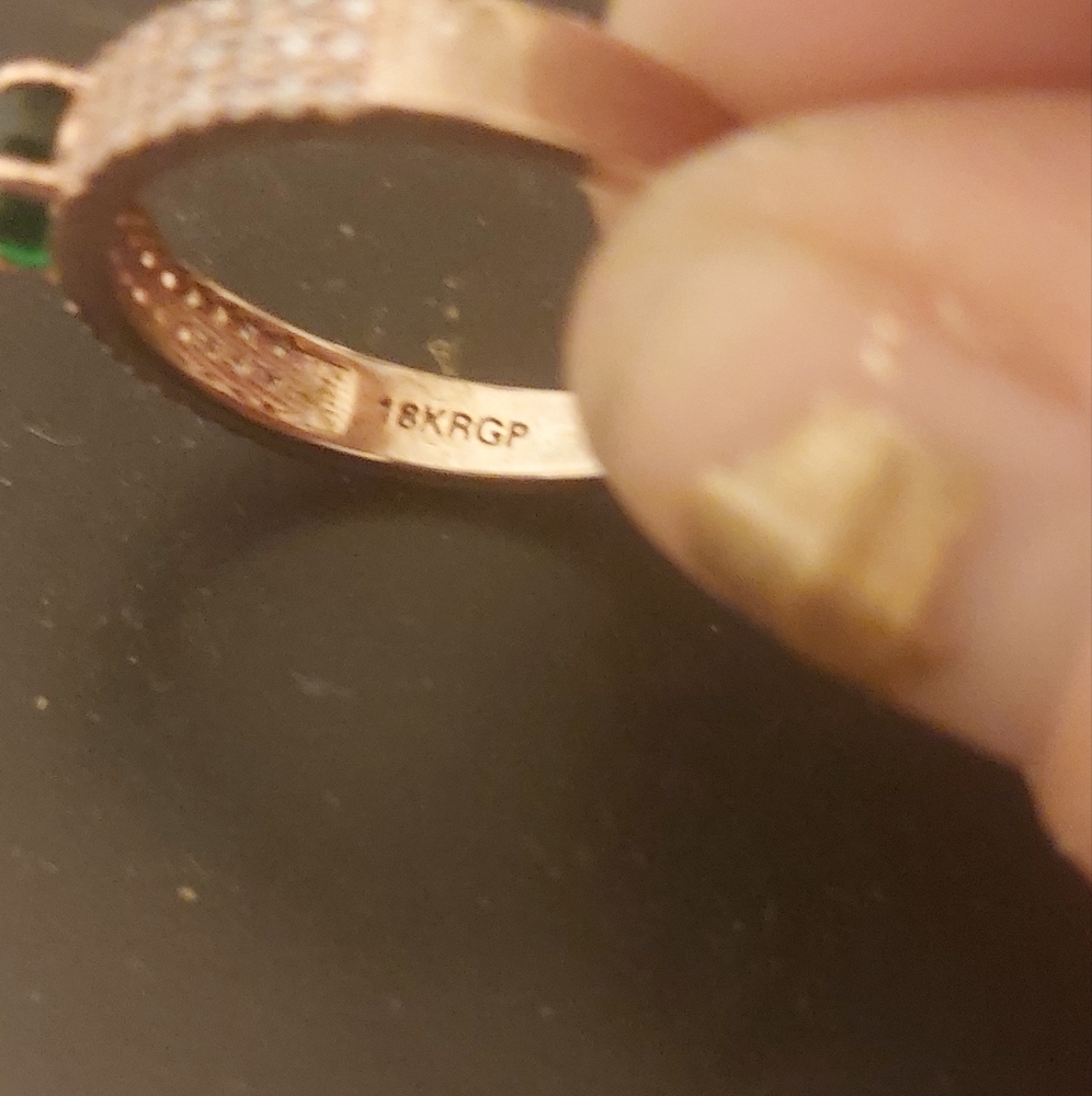 Green ring - Picture 4 of 4